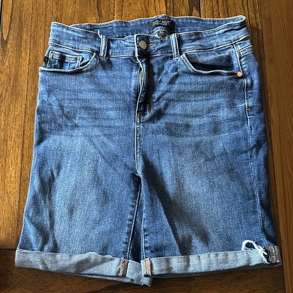 Judy Blue Distressed Blue Denim Shorts
